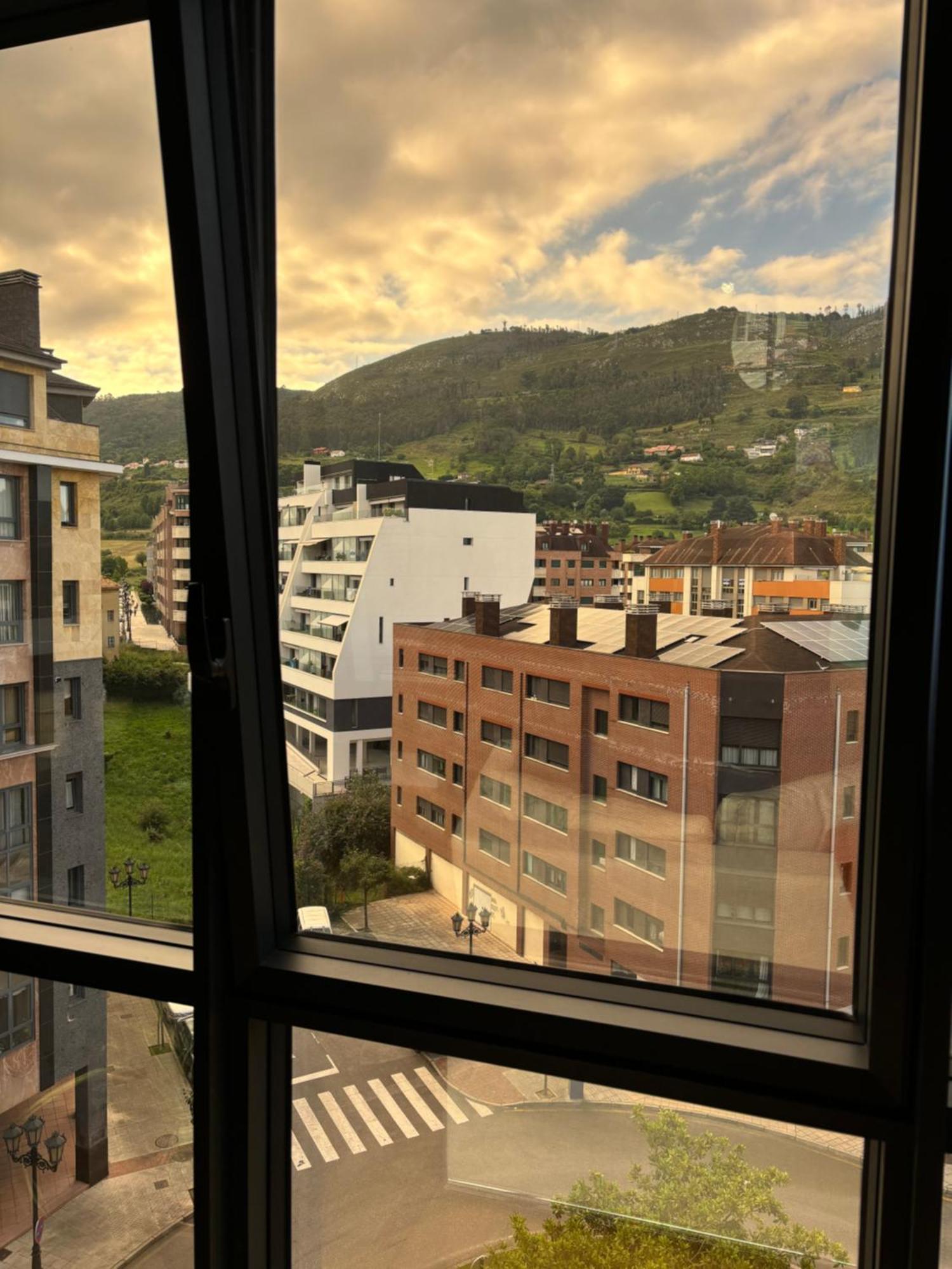 Apartamento Oviedo Naranco Eksteriør bilde